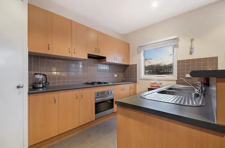 Fifth view of Homely house listing, 2/316 Aberdeen Street, Manifold Heights VIC 3218