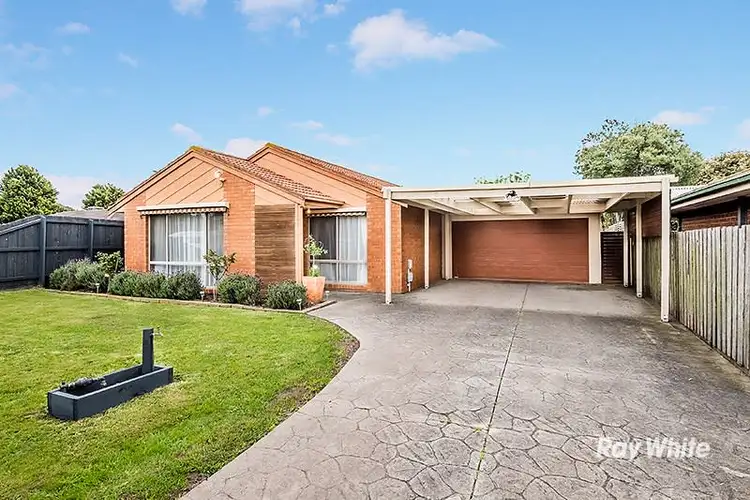 13 Crystal Gardens, Cranbourne West VIC 3977