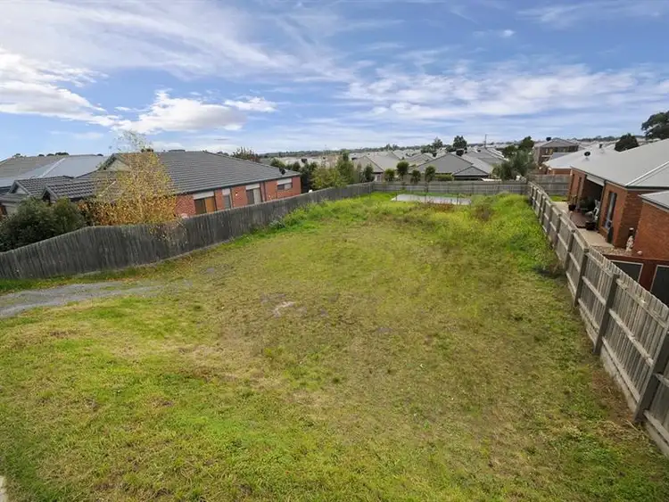 9 Pebble Beach Drive, Carrum Downs VIC 3201