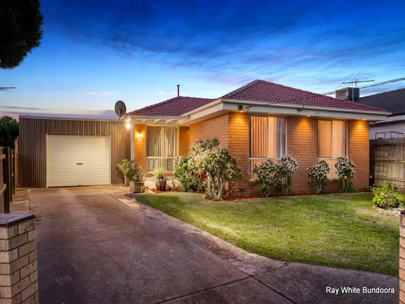 Main view of Homely house listing, 10 Pinnacle Court, Lalor VIC 3075