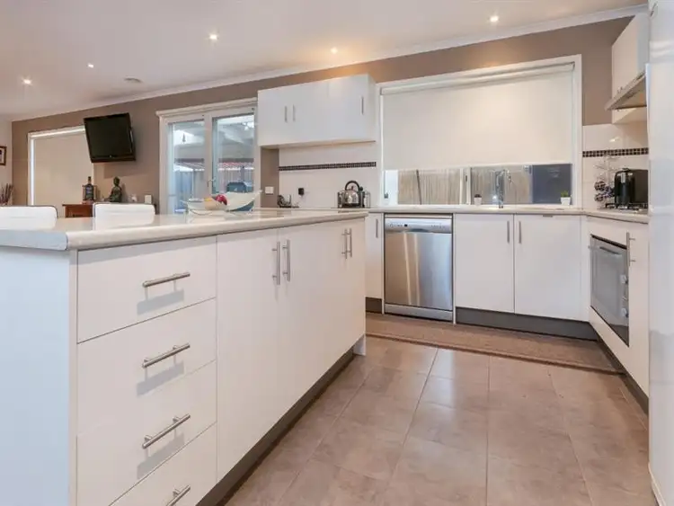 Second view of Homely house listing, 3 Naracoorte Avenue, Craigieburn VIC 3064
