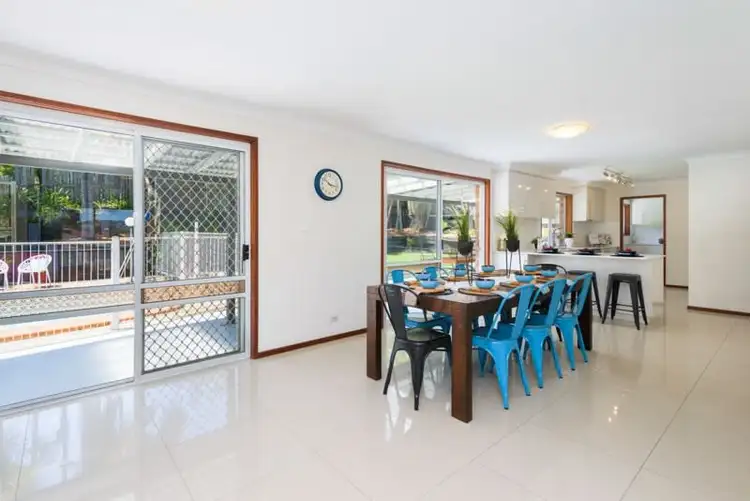 Sixth view of Homely house listing, 16 Raymore Court, Carindale QLD 4152