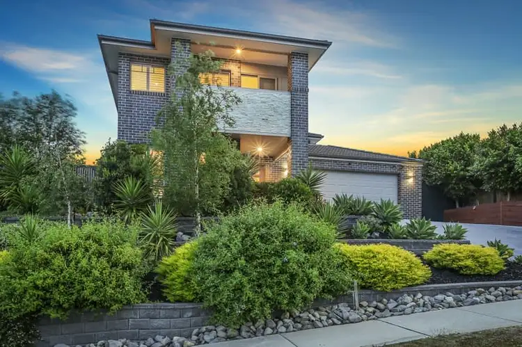 17 Swanbourne Avenue, Highton VIC 3216