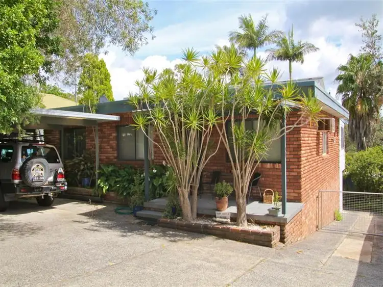 Second view of Homely house listing, 10 High Street, Saratoga NSW 2251