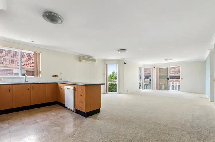 Second view of Homely house listing, 11 Glenlee Drive, Horsley NSW 2530