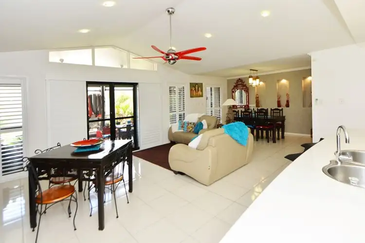 Second view of Homely house listing, 32 Saba Court, Middle Ridge QLD 4350