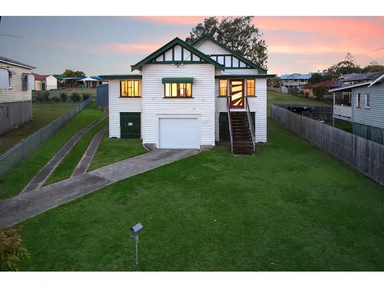 32 Carroll Crescent, Grange QLD 4051