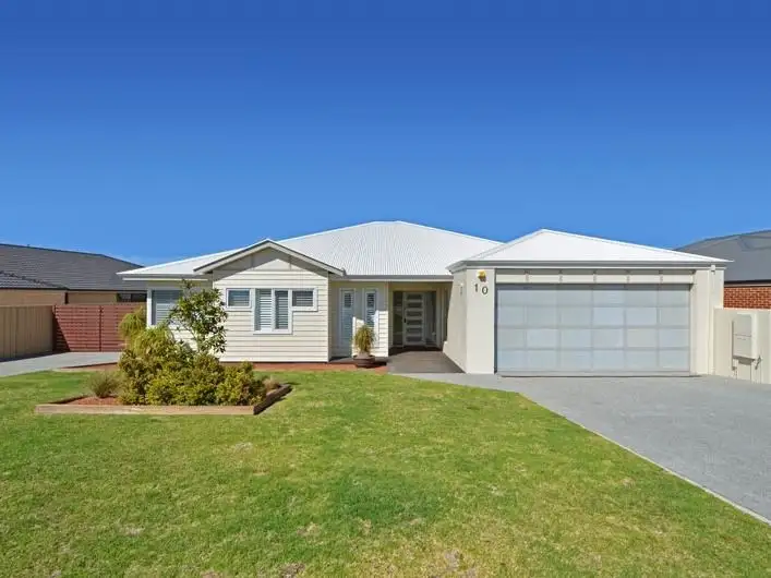 Second view of Homely house listing, 10 Grevillea Way, Yakamia WA 6330