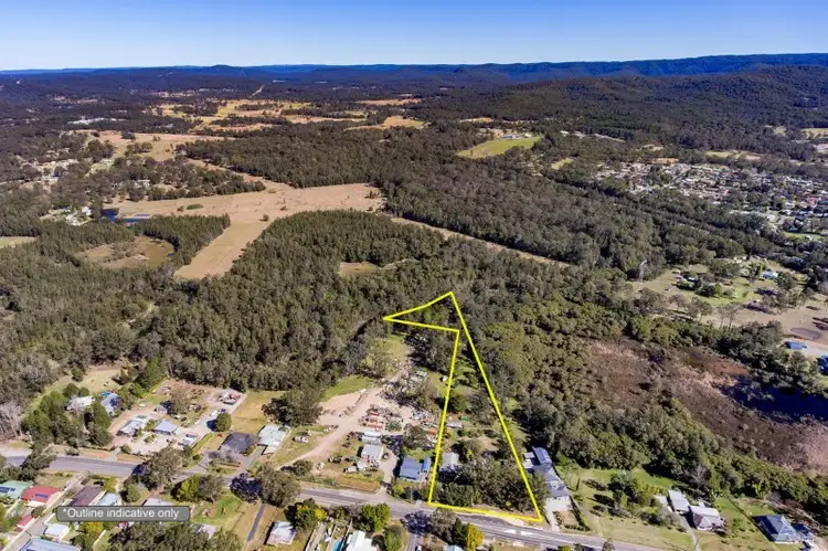 205 Freemans Drive, Morisset NSW 2264