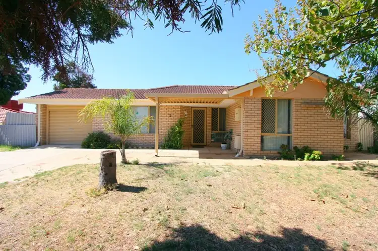5 Thurburn Retreat, Marangaroo WA 6064