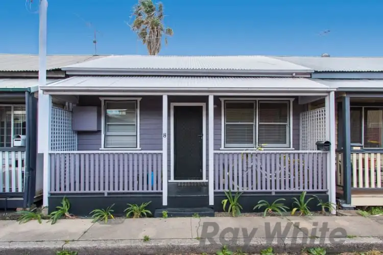 8 Mathieson Street, Carrington NSW 2294