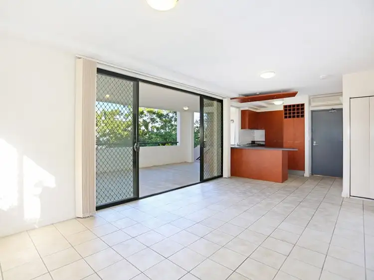 Main view of Homely unit listing, 1B/90 Kensington Terrace, Toowong QLD 4066