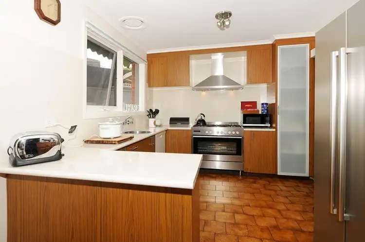 Sixth view of Homely house listing, 1 Roche Court, Oakleigh South VIC 3167