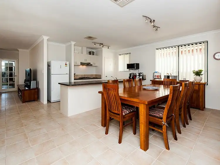 Second view of Homely house listing, 8 Cousins Turn, Baldivis WA 6171