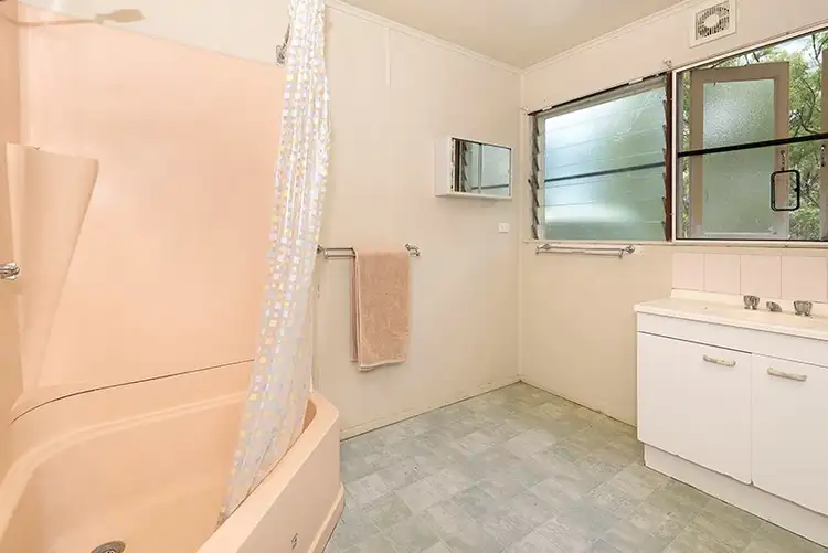 Seventh view of Homely house listing, 3 Bonnett Road, Mount Low QLD 4818