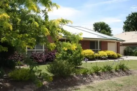 Second view of Homely house listing, 4 Hall Court, Howlong NSW 2643