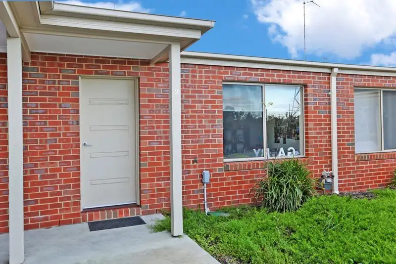 Main view of Homely unit listing, 2/7 Isabella Street, Grovedale VIC 3216