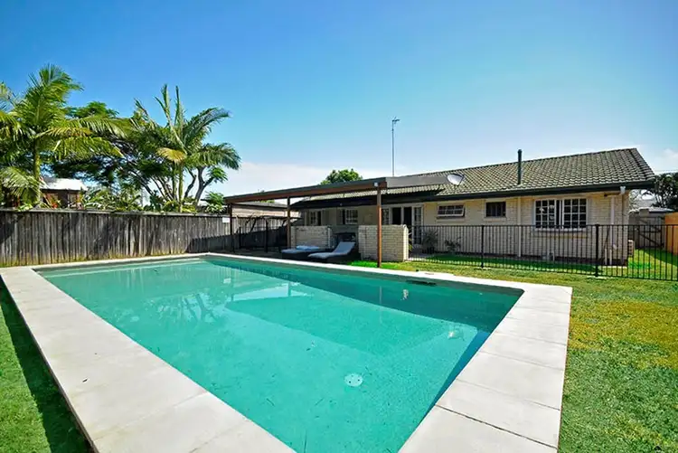 34 Boongala Road, Broadbeach Waters QLD 4218