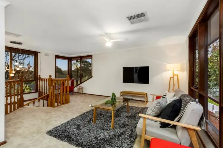 Seventh view of Homely house listing, 2 Monomeith Crescent, Mount Waverley VIC 3149