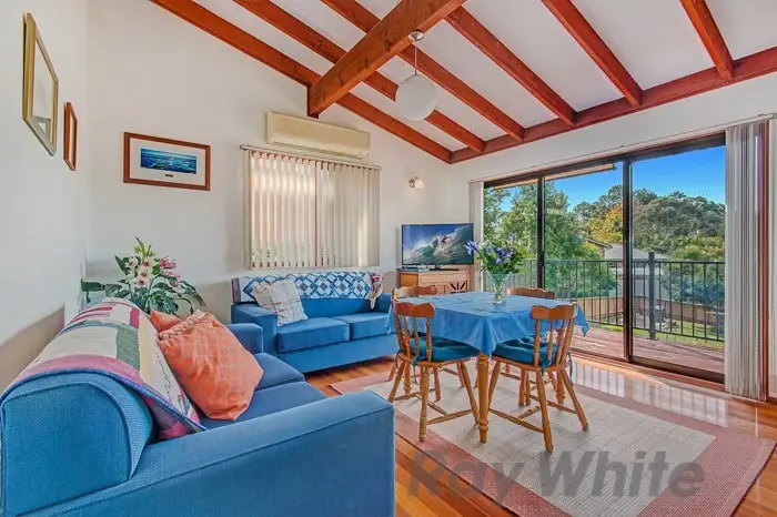 Fifth view of Homely house listing, 8 Seppelt Close, Eleebana NSW 2282