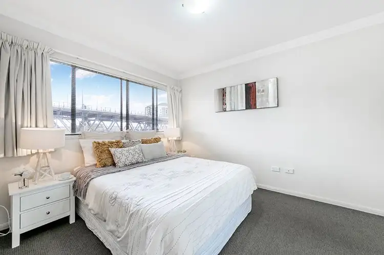 Sixth view of Homely unit listing, 17/161 Main Street, Kangaroo Point QLD 4169