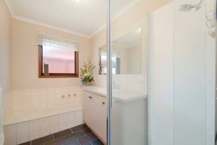 Fifth view of Homely house listing, 4 Greenfield Drive, Traralgon VIC 3844