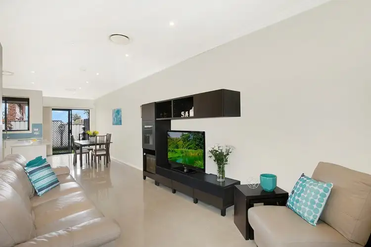 Third view of Homely villa listing, 2/7 Aeolus Avenue, Ryde NSW 2112