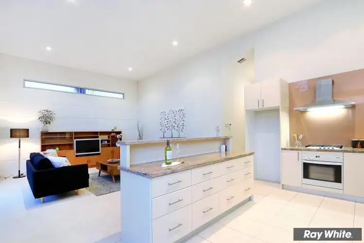 Fourth view of Homely unit listing, 2/81 Barkly Street, Mornington VIC 3931