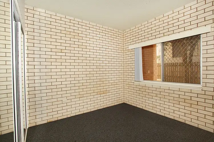 Fifth view of Homely house listing, 2/19 Boolarong Crescent, Alexandra Headland QLD 4572