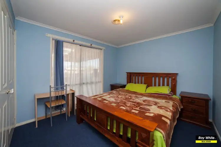 Fifth view of Homely house listing, 7 Elpara Way, Hampton Park VIC 3976