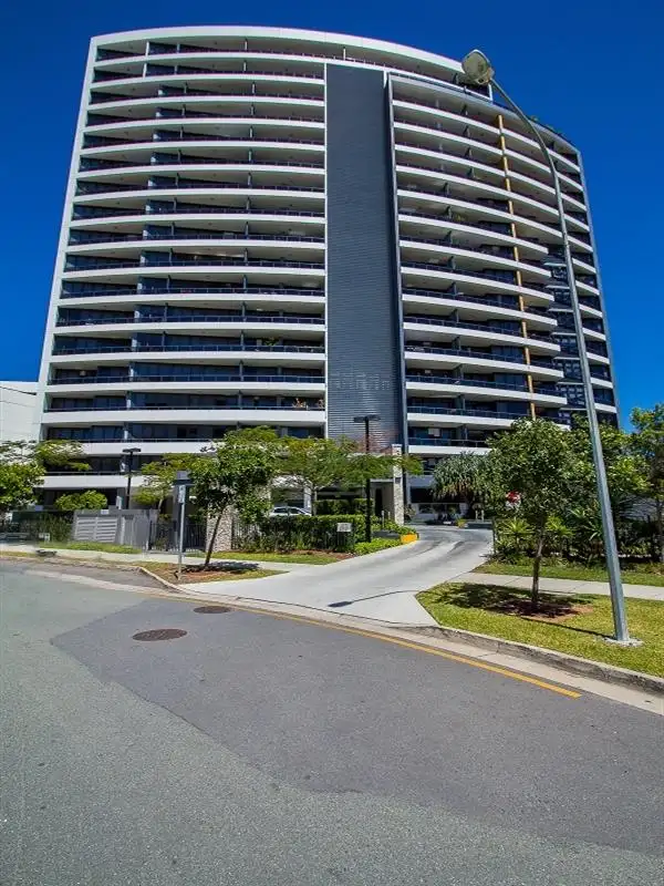 611/2 Aqua Street, Southport QLD 4215