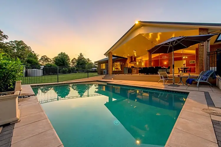 4 Leanne Court, Highfields QLD 4352