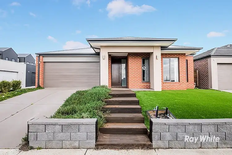 64 City Vista Circuit, Cranbourne West VIC 3977