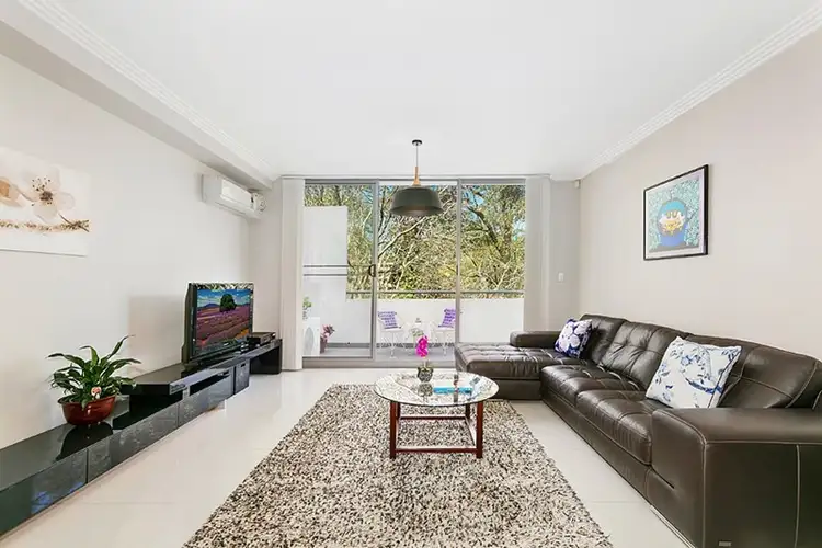 Main view of Homely unit listing, 33/2 Finlay Road, Turramurra NSW 2074