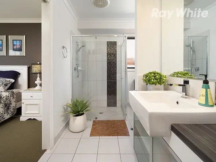 Sixth view of Homely house listing, 2 Owl Court, Thurgoona NSW 2640