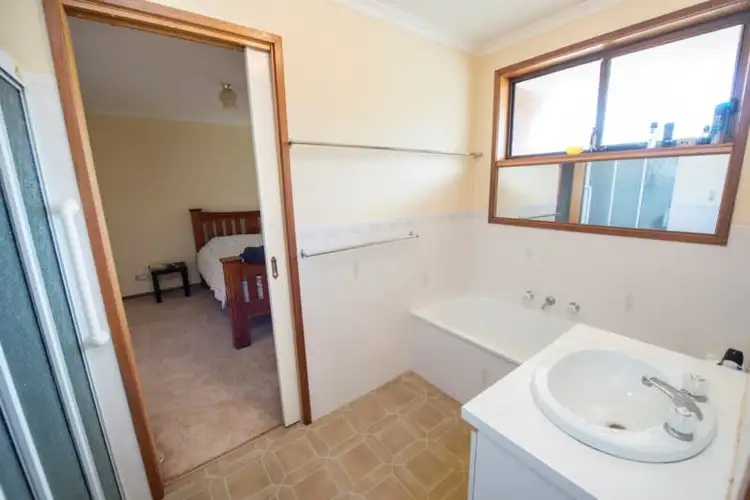 Fifth view of Homely unit listing, 3/484 Campbell Street, Swan Hill VIC 3585