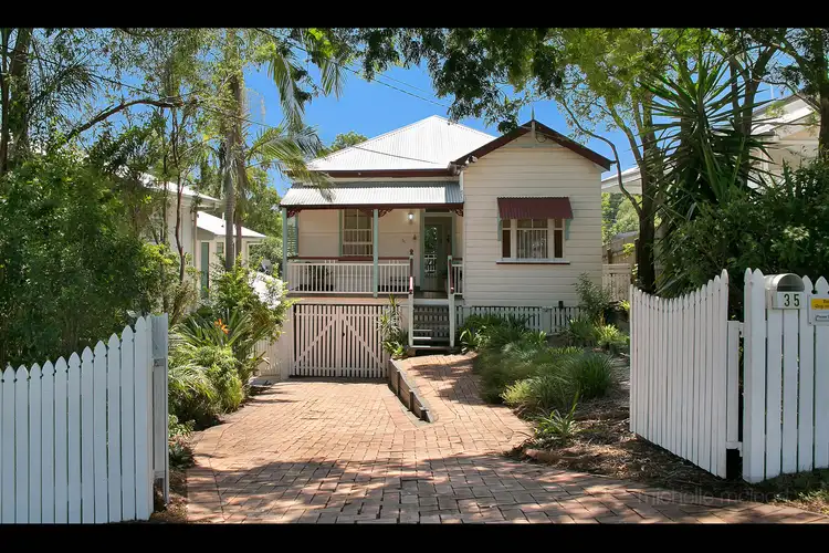 35 Chapman Street, Chapel Hill QLD 4069