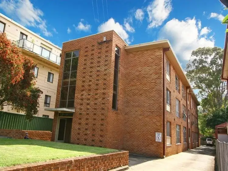 8/10 Bessell Avenue, North Wollongong NSW 2500