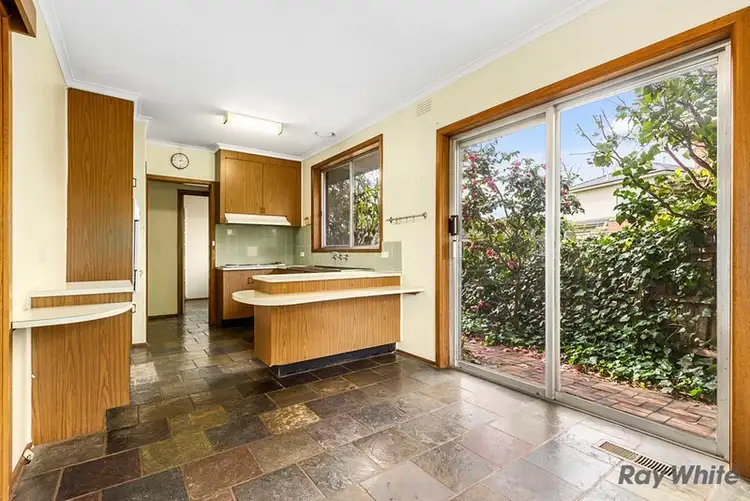 Fifth view of Homely house listing, 3 Alberta Avenue, Box Hill North VIC 3129
