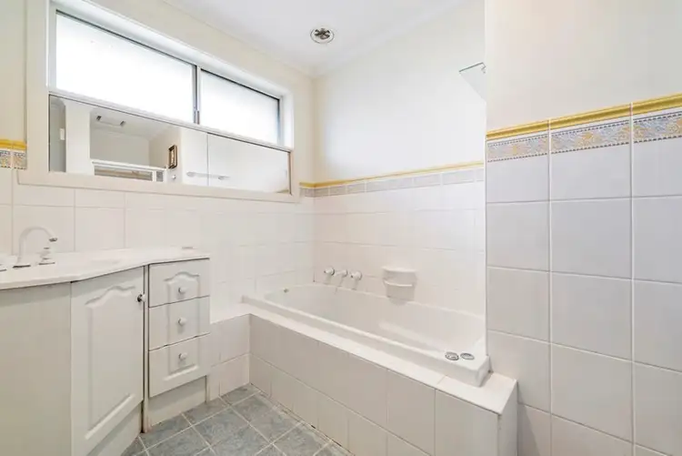 Sixth view of Homely house listing, 8 Gregory Crescent, Mulgrave VIC 3170