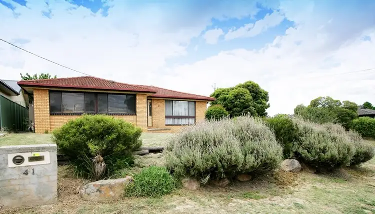 41 Red Hill Road, Kooringal NSW 2650