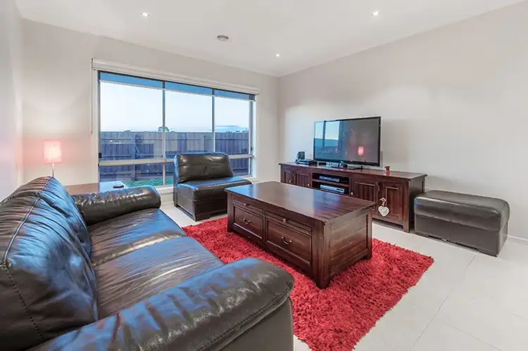 Fourth view of Homely house listing, 5 Leveque Loop, Craigieburn VIC 3064