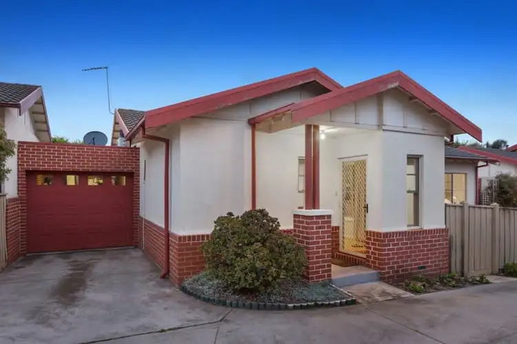 Main view of Homely unit listing, 4/49 Latrobe Street, Hughesdale VIC 3166