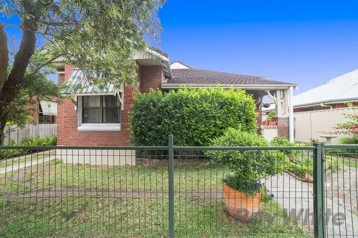 1 Sunderland Street, Mayfield NSW 2304