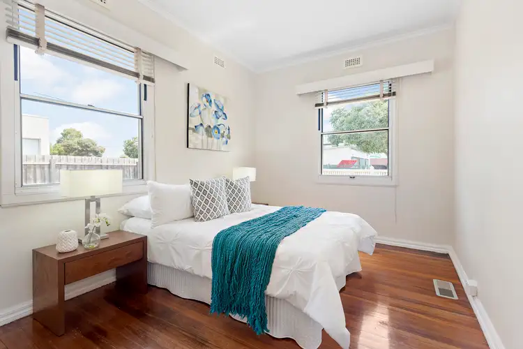 Fifth view of Homely house listing, 10 Austin Street, Hughesdale VIC 3166