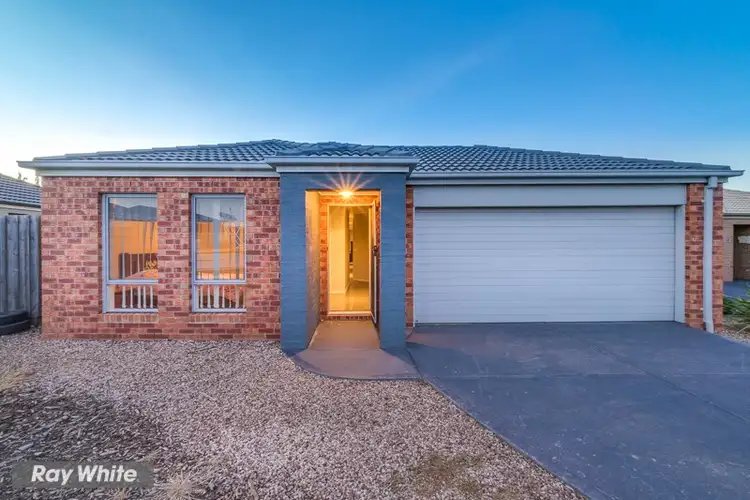 6 Wattlebrush Court, Tarneit VIC 3029