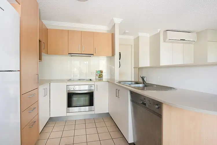 Sixth view of Homely unit listing, 11/10 Edward Street, Alexandra Headland QLD 4572