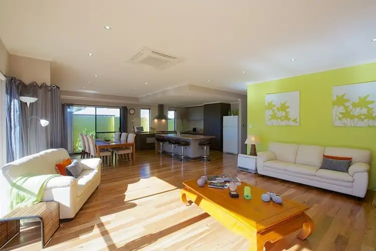Fifth view of Homely house listing, 2 Melaleuca Lane, Baldivis WA 6171