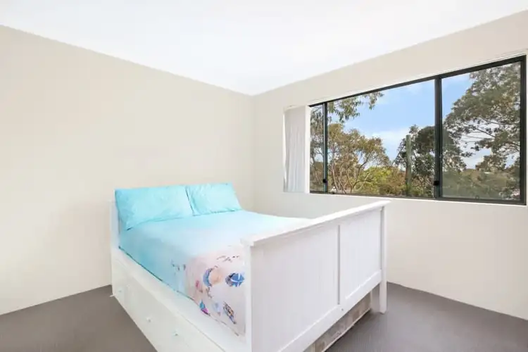 Third view of Homely apartment listing, 6/52-58 Linden Street, Sutherland NSW 2232