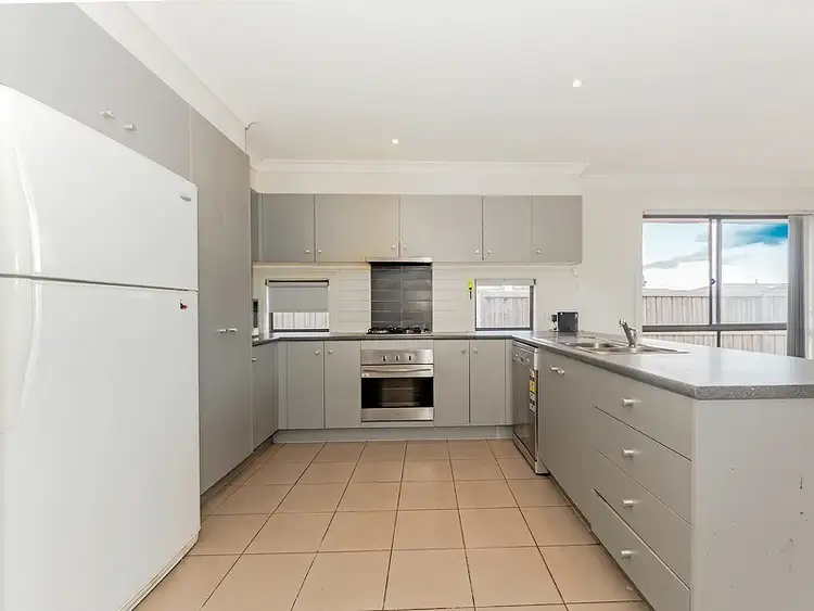 Sixth view of Homely house listing, 16 Alice Way, Tarneit VIC 3029